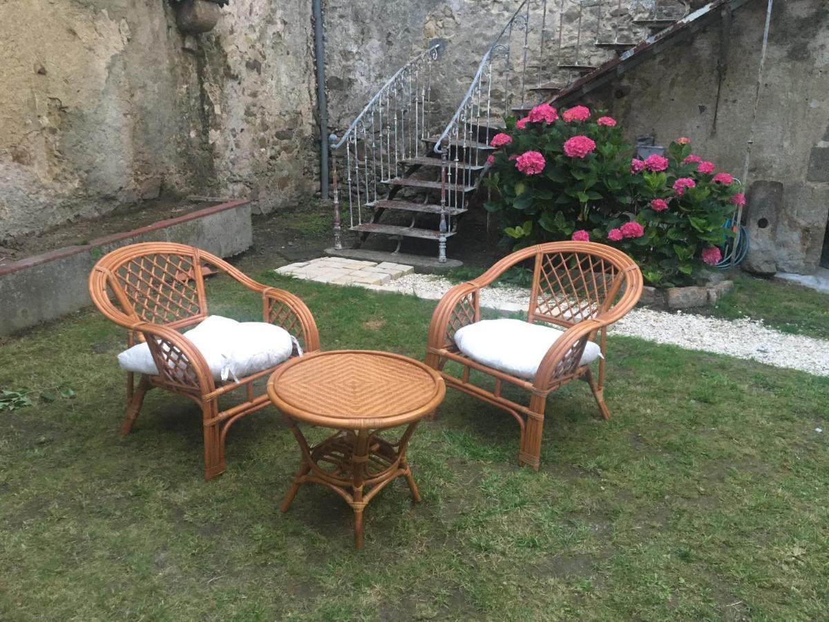 Un Dimanche Chez Julie Chambre Leontine Parthenay Exteriér fotografie